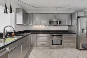 Sun Island Dr S 1602-S1007-013.jpg