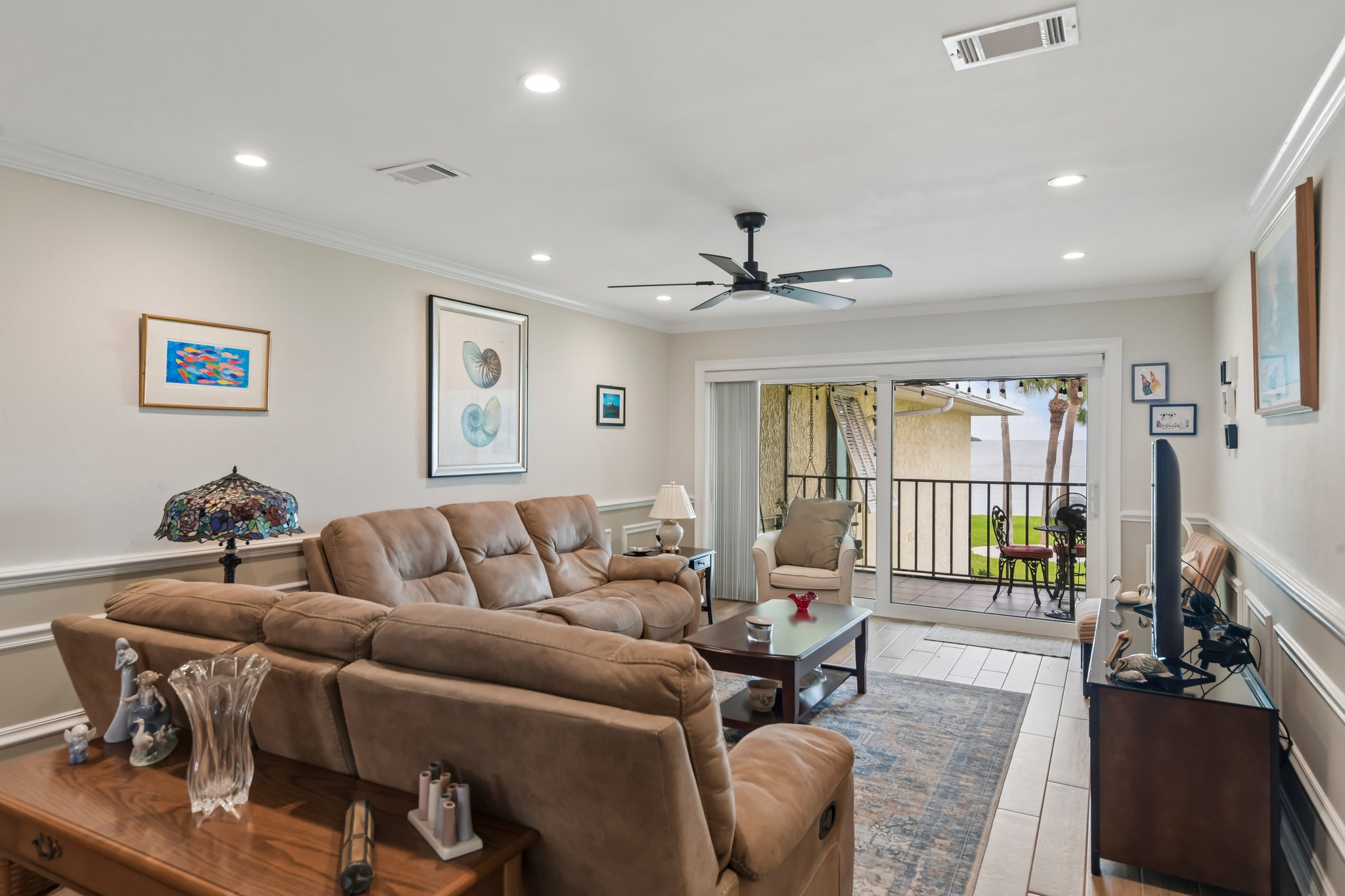 Sunshine Skyway Ln 206-S0208-006.jpg