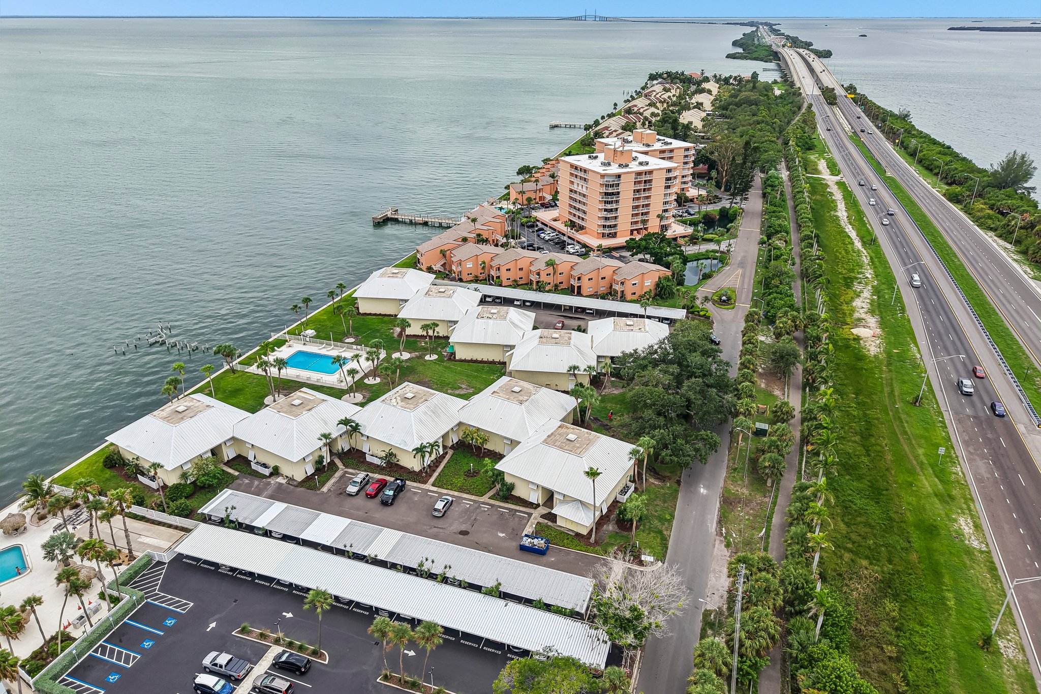 Sunshine Skyway Ln 206-S0208-027.jpg