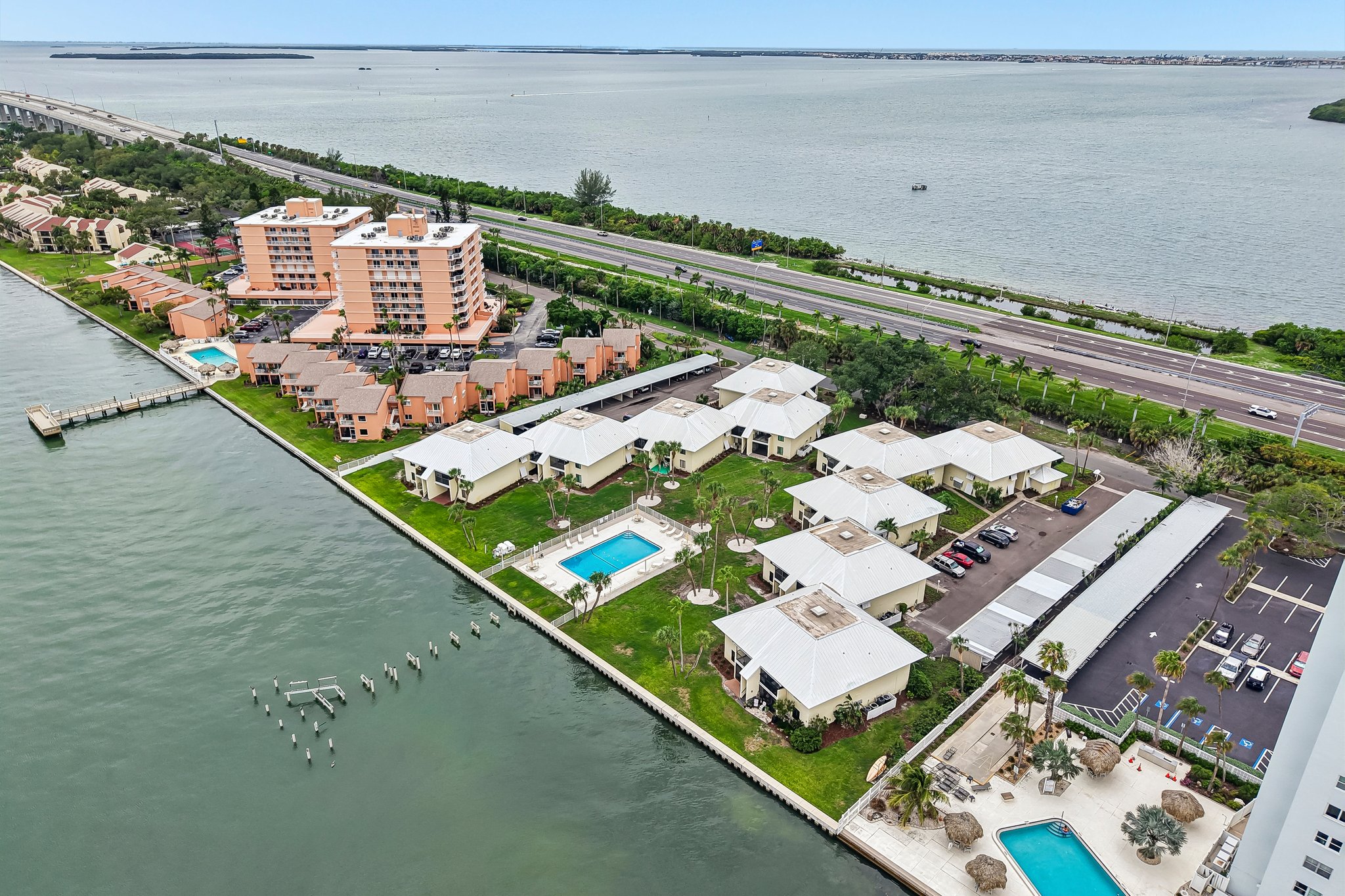 Sunshine Skyway Ln 206-S0208-029.jpg