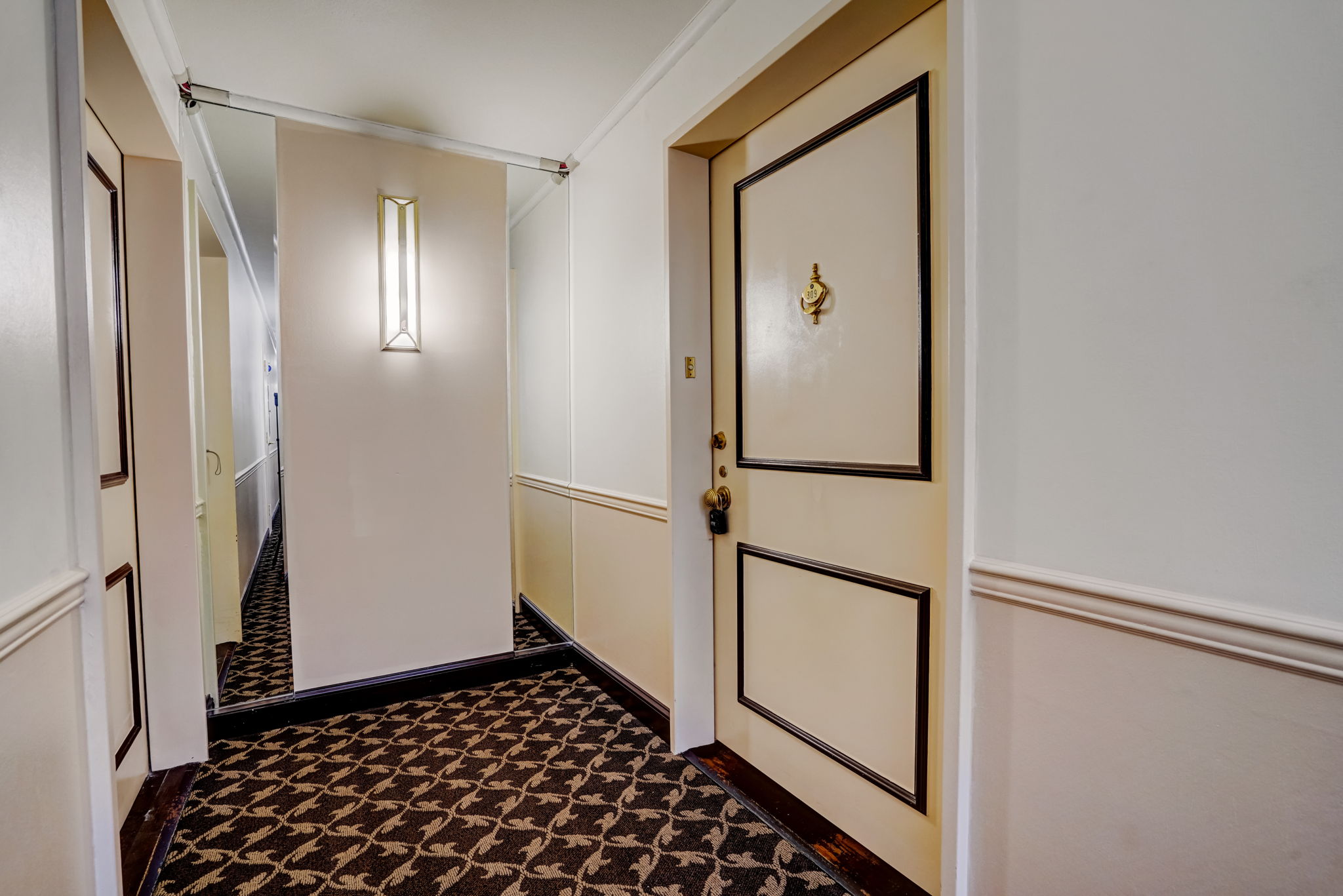 Coventry Ave 309-038