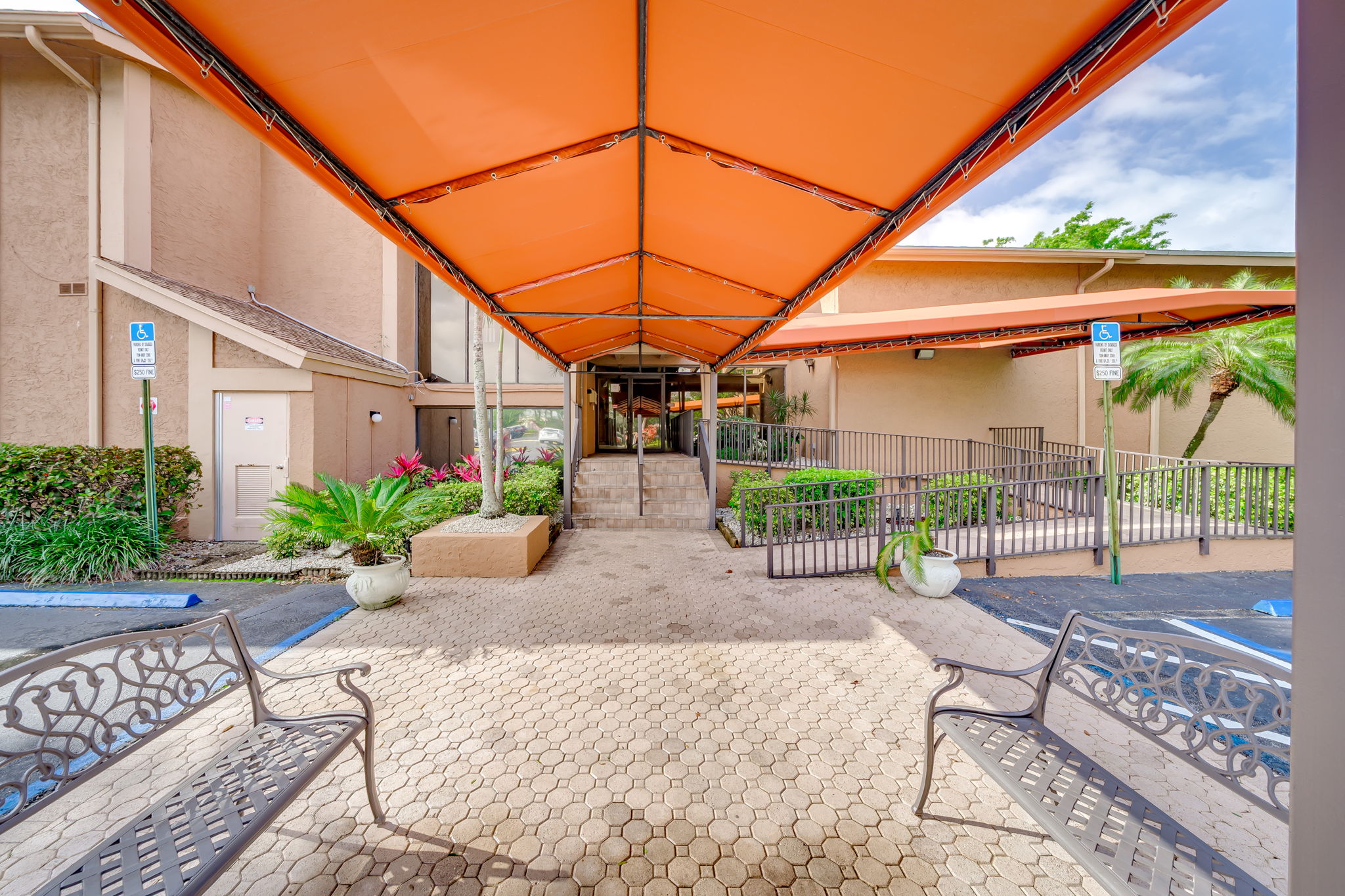21024 NE 34th Ct, Aventura, FL 33180, USA Photo 47