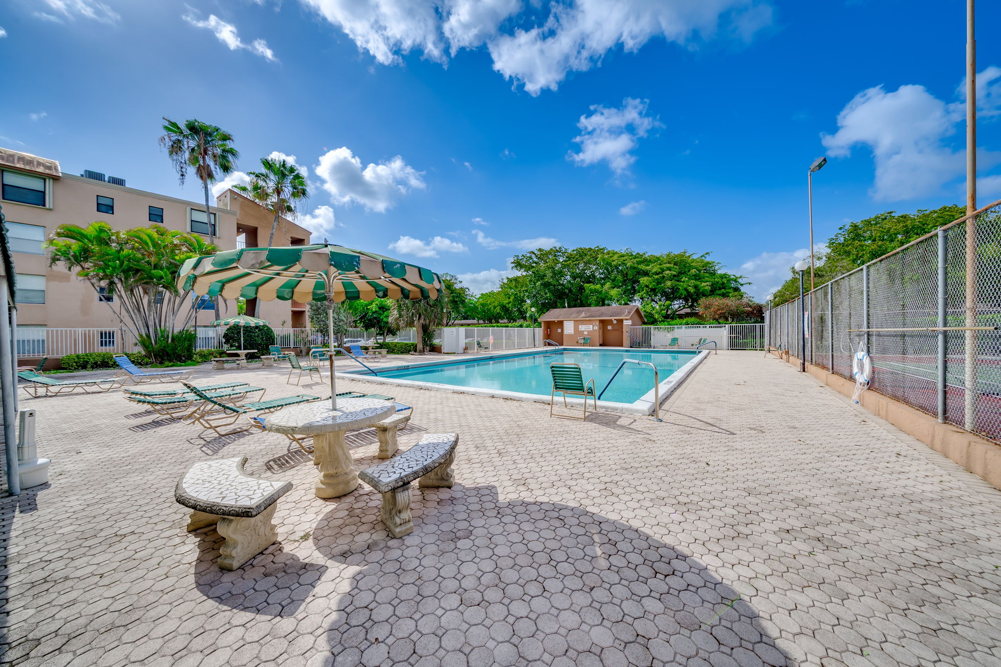 21024 NE 34th Ct, Aventura, FL 33180, USA Photo 42