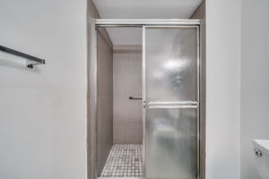 21024 NE 34th Ct, Aventura, FL 33180, USA Photo 36