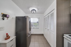 21024 NE 34th Ct, Aventura, FL 33180, USA Photo 8