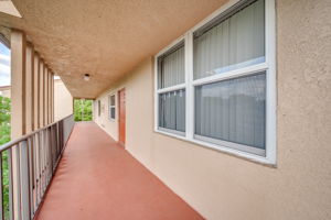 21024 NE 34th Ct, Aventura, FL 33180, USA Photo 3