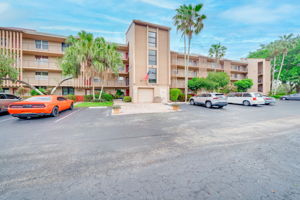 21024 NE 34th Ct, Aventura, FL 33180, USA Photo 1