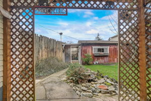 SE 72nd Ave-058