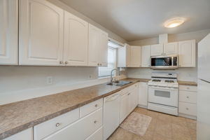  SE 72nd Ave-021