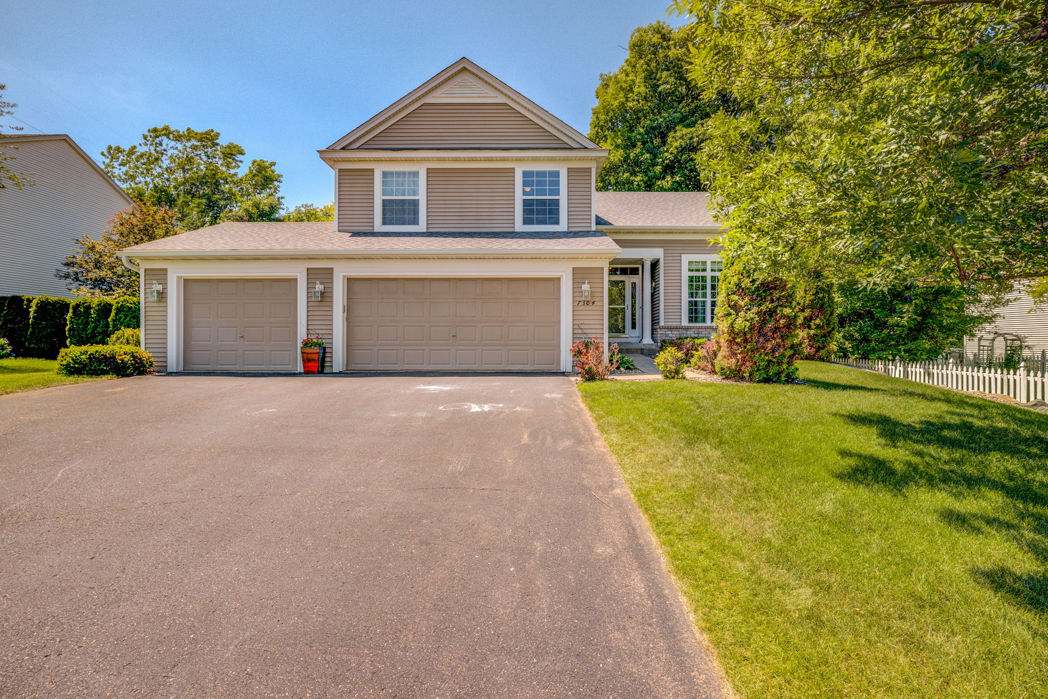  7304 S Red Pine Rd, Cottage Grove, MN 55016, US