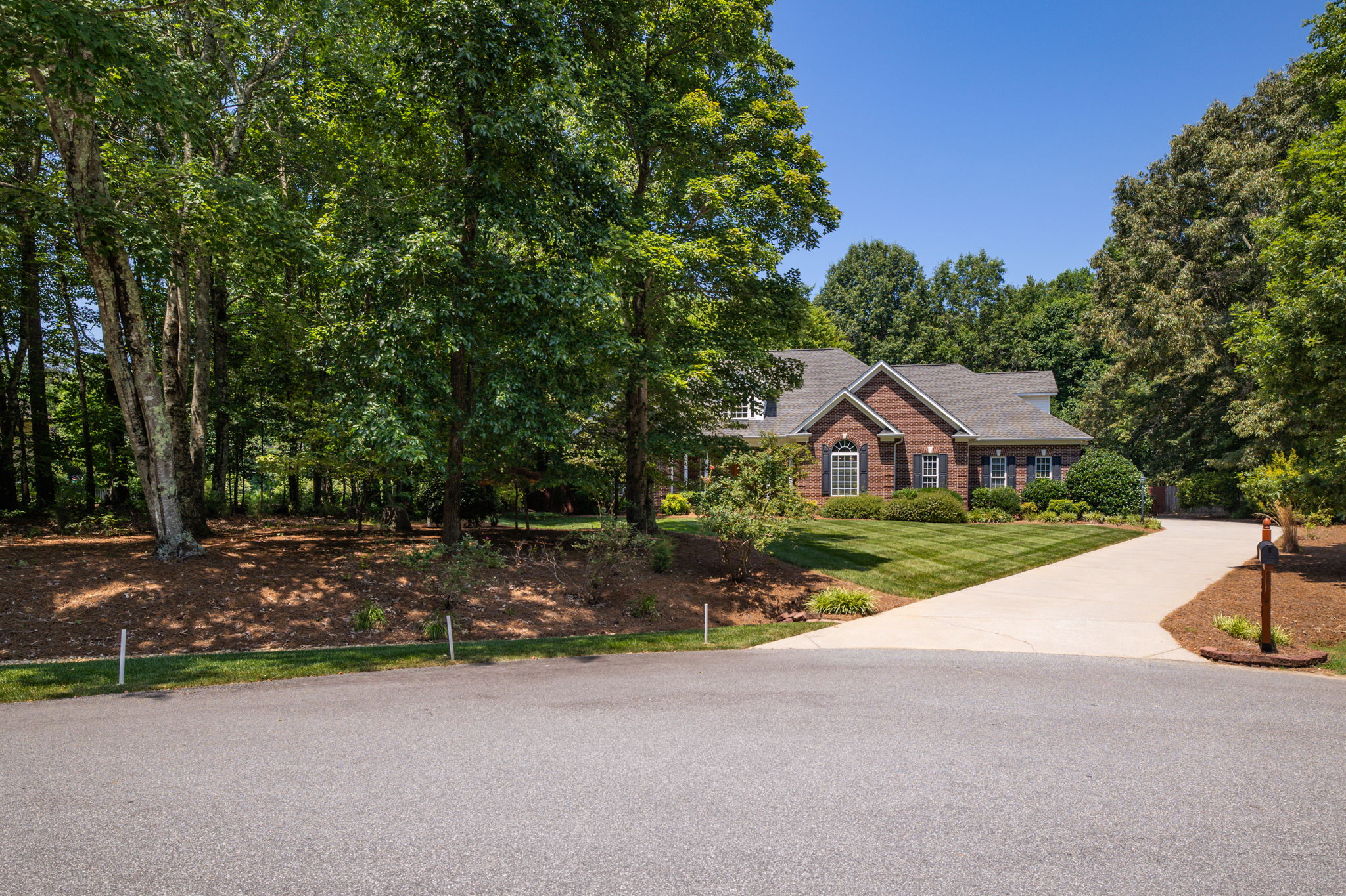 7305 Toby Ct-1