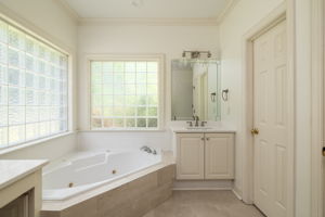 7305 Toby Ct-19