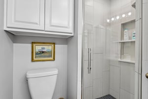 Robin Rest Dr-S2305-043.jpg