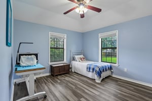 Robin Rest Dr-S2305-053.jpg