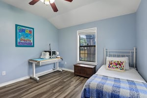 Robin Rest Dr-S2305-054.jpg