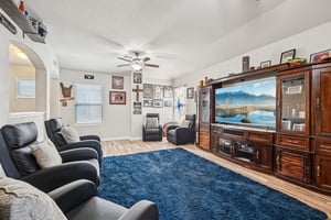 Independence Wy-S1607-015.jpg