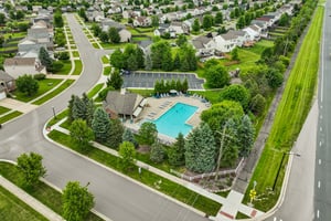 Warwick Dr-2506-903.jpg