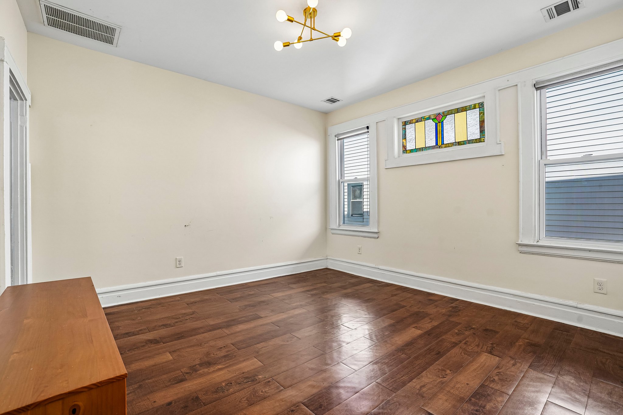 18th Ave 2-S1010-017.jpg