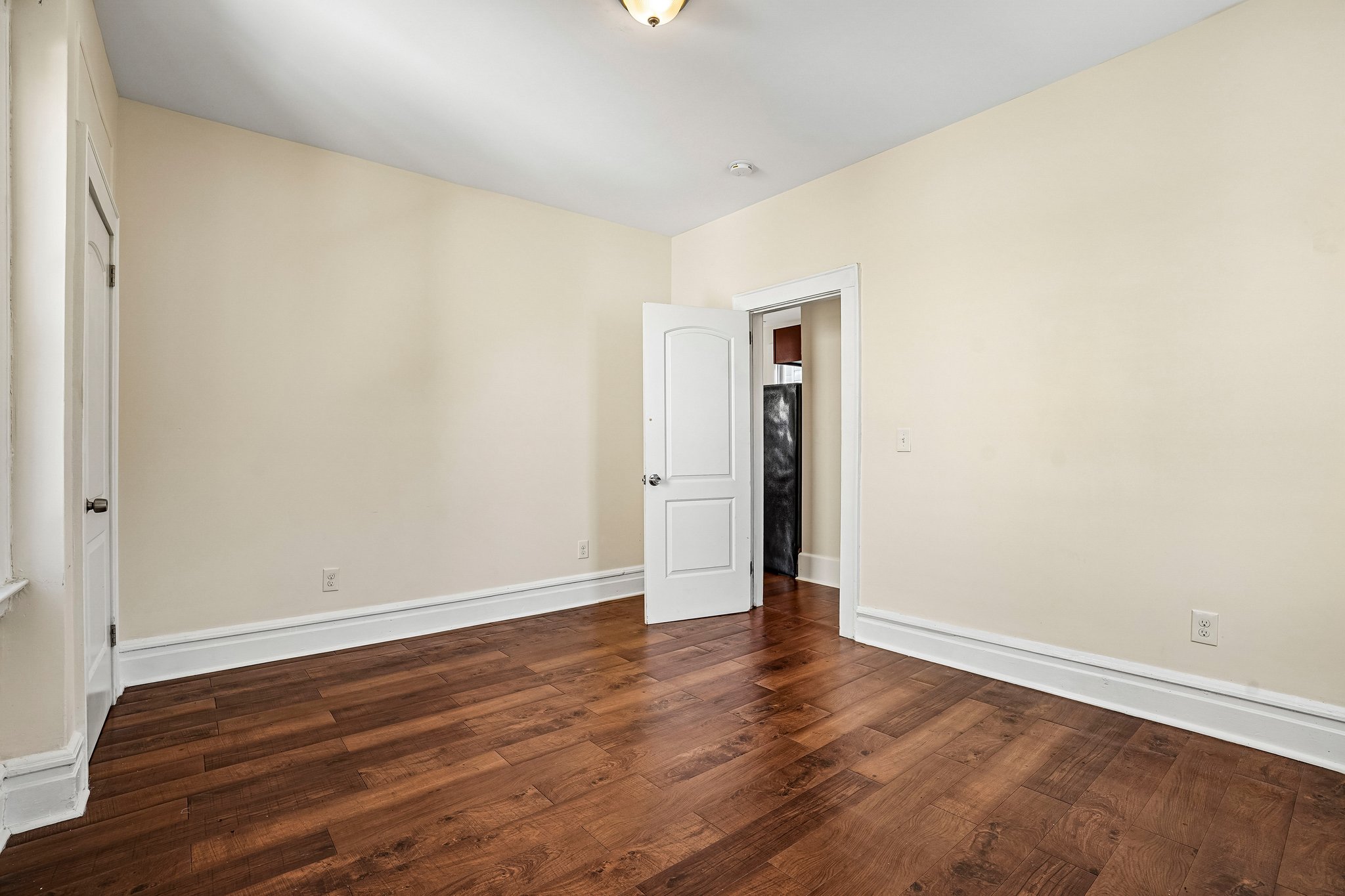 18th Ave 2-S1010-026.jpg