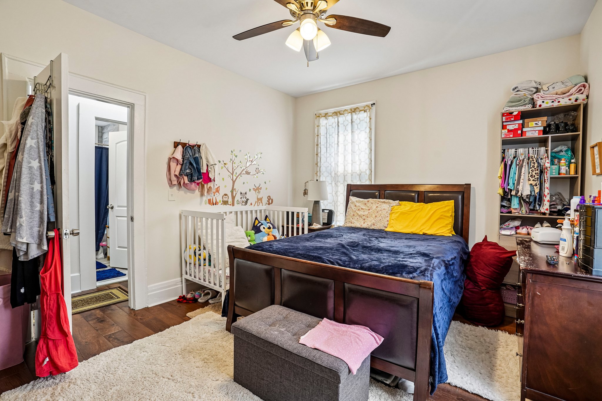 18th Ave 2-S1010-029.jpg