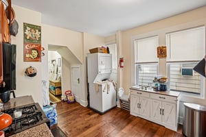 18th Ave 2-S1010-015.jpg
