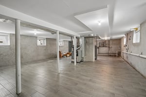 18th Ave 2-S1110-001.jpg