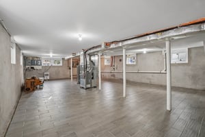 18th Ave 2-S1110-002.jpg