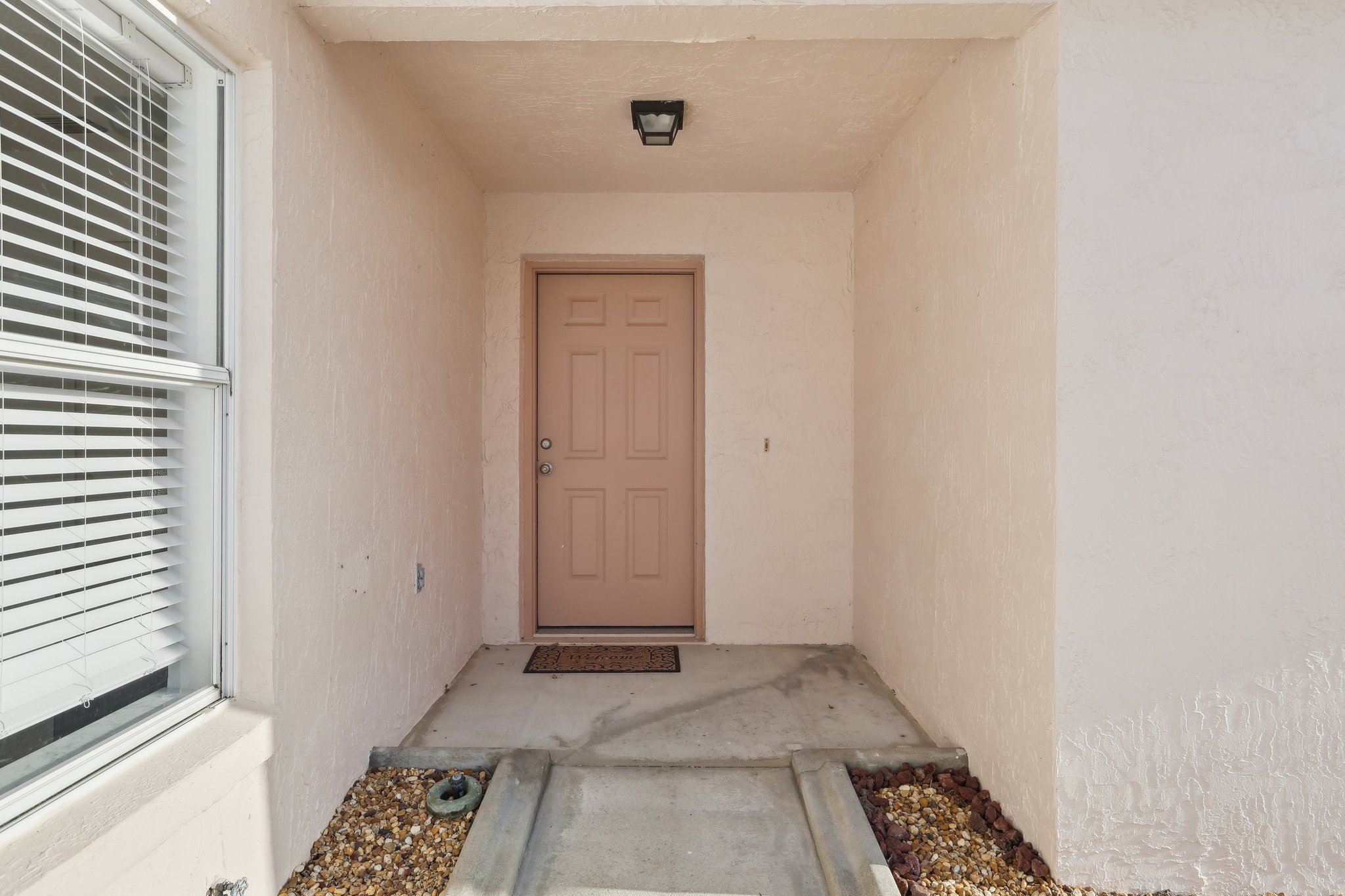Hernandez Dr-004.jpg