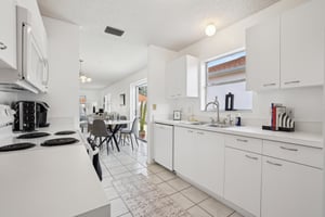 Hernandez Dr-019.jpg