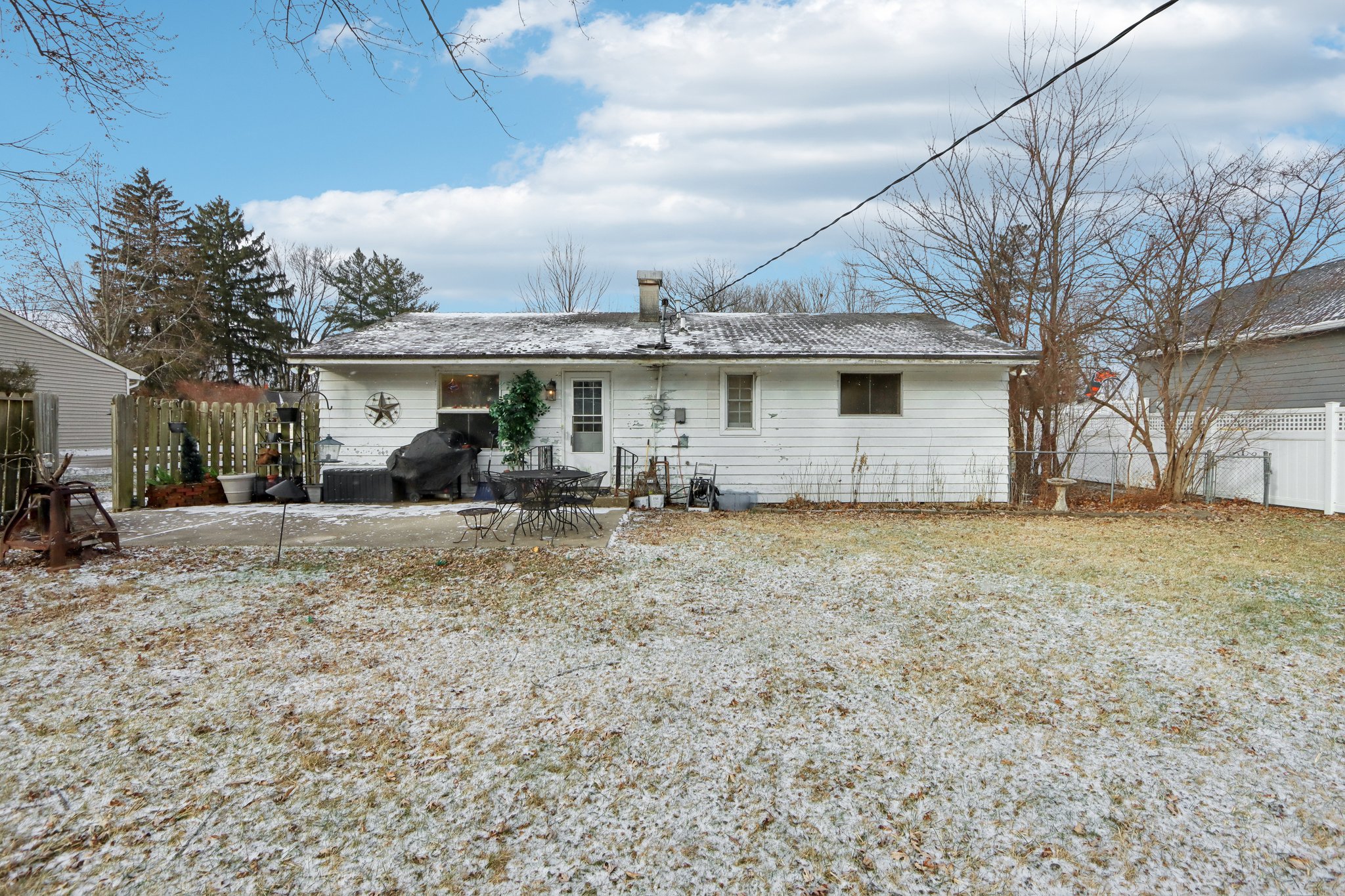 Oswego Rd-S1601-020.jpg