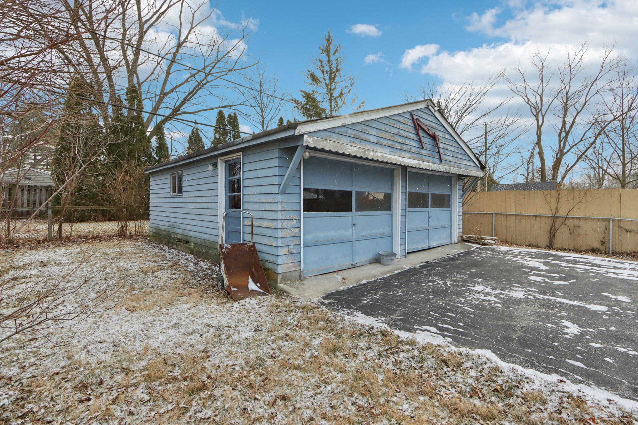 Oswego Rd-S1601-024.jpg