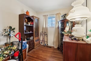 Oswego Rd-S1601-015.jpg