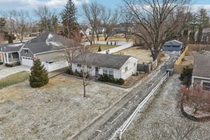 Oswego Rd-S1601-027.jpg