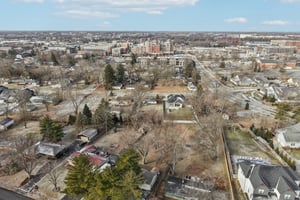 Oswego Rd-S1601-034.jpg