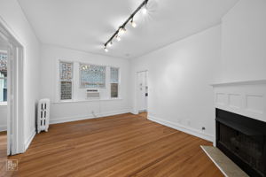 731 W Bittersweet Pl 2S, Chicago, IL 60613_004