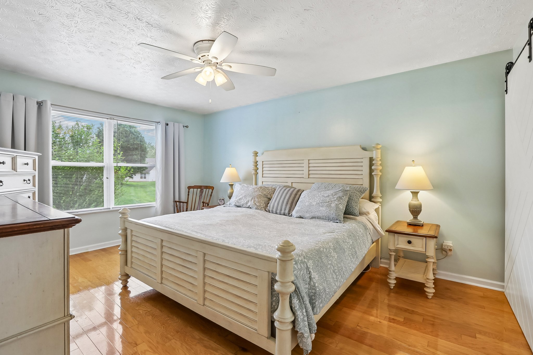 Primary Bedroom.jpg