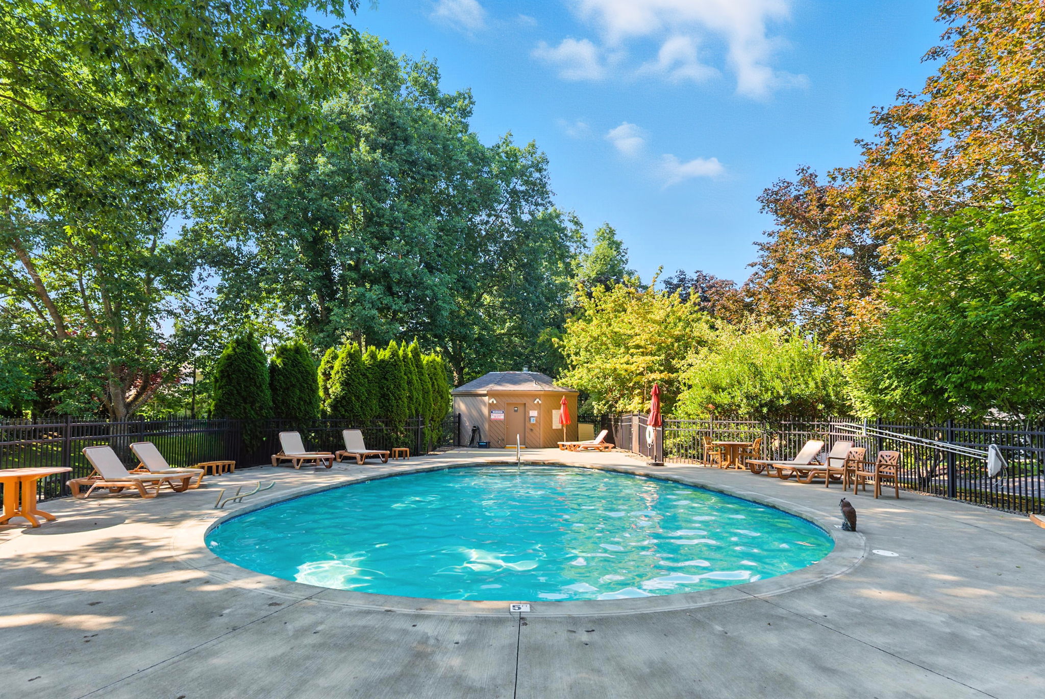 Arbor Lake Townhome Assoc - Community Pool