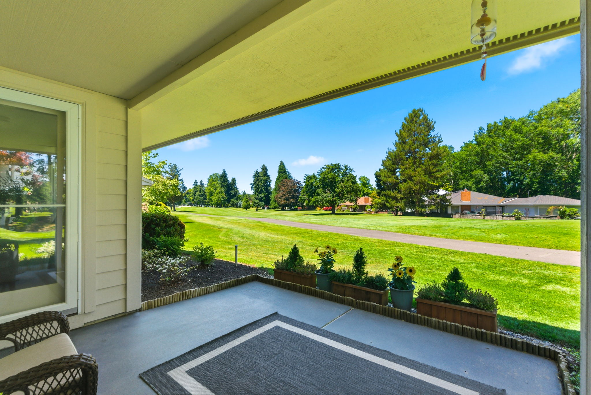 Covered Back Patio - Golf Course View