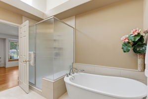 Primary Ensuite Bath - Walk in Shower and Soaking Tub