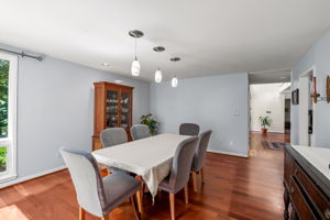 Dining towards Foyer