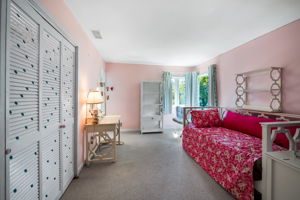 Bed 3 (Right)