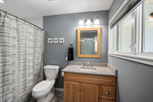 Full Bath 4 (off Bed 5)