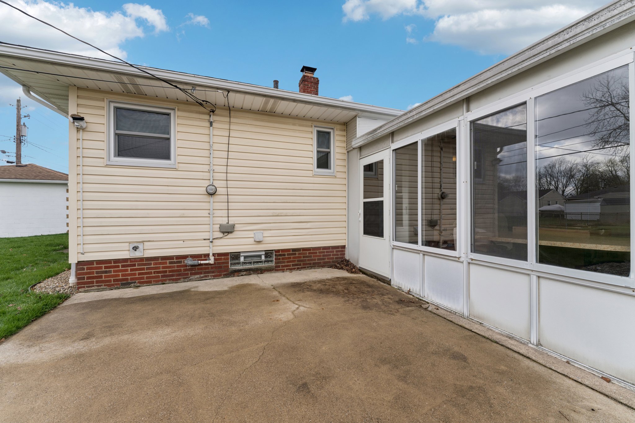 Beresford Ave-S0704-042.jpg