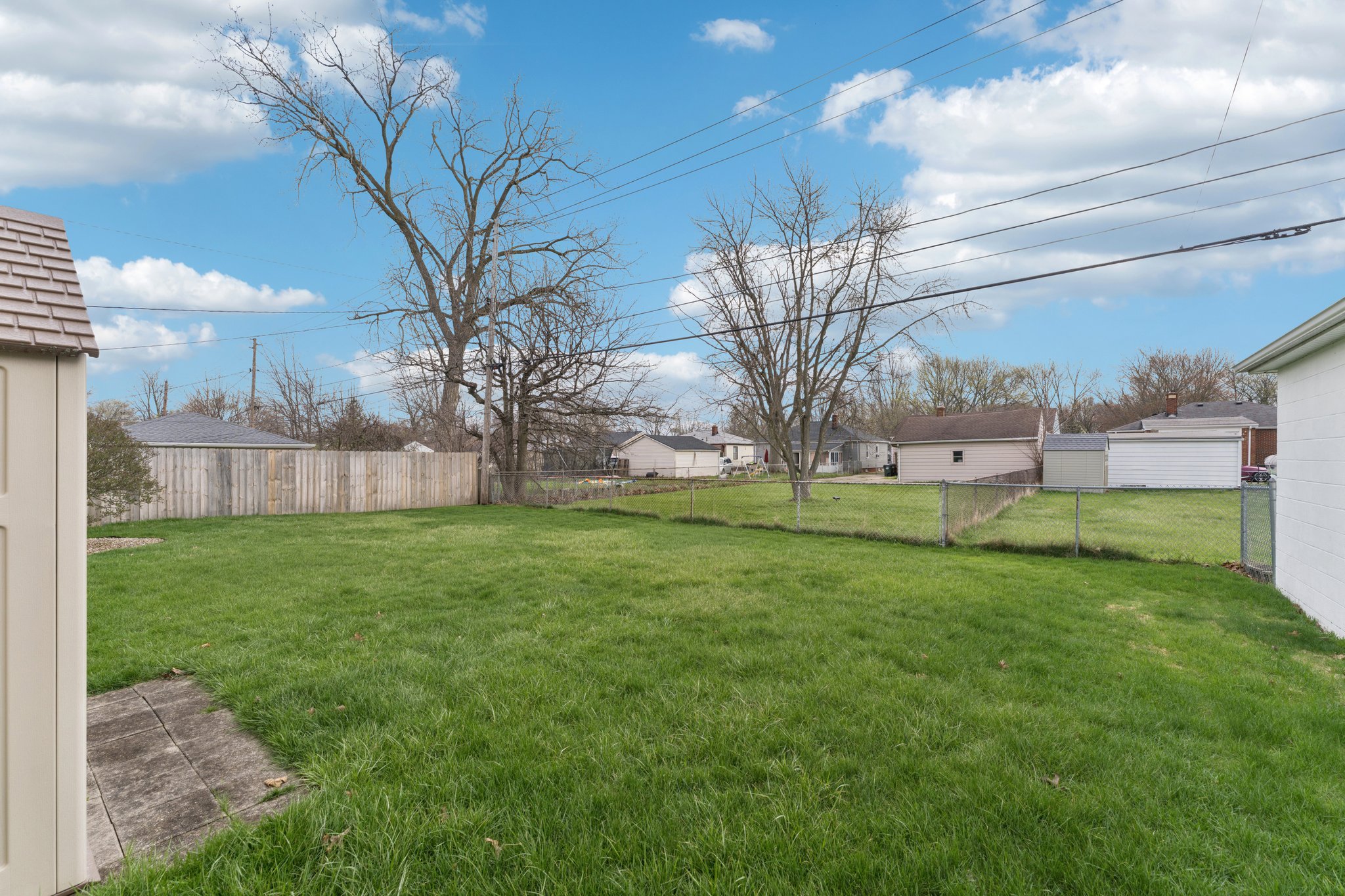 Beresford Ave-S0704-046.jpg