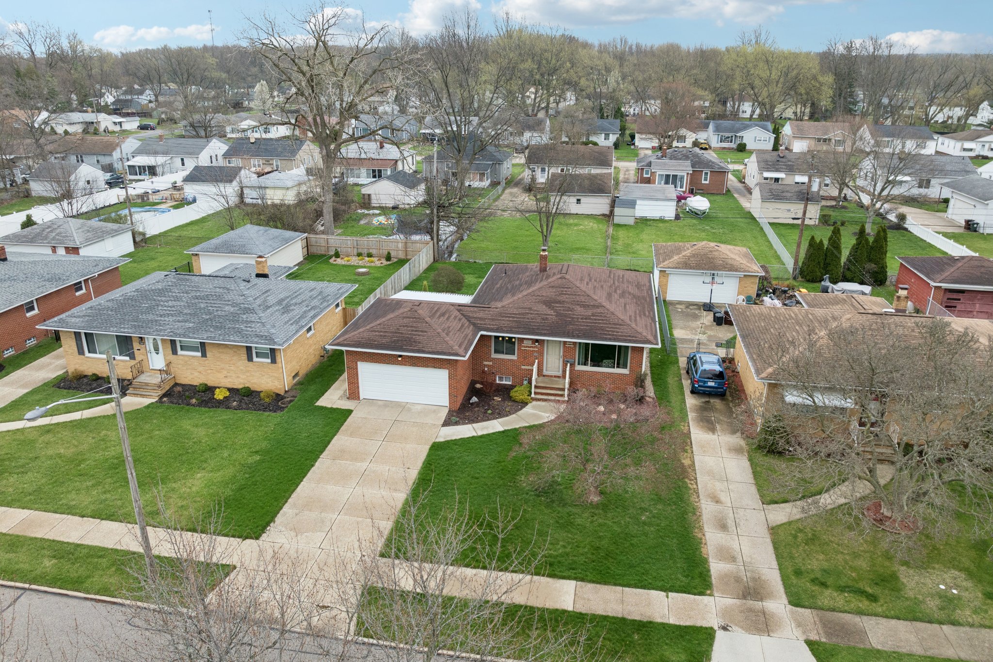 Beresford Ave-S0704-052.jpg