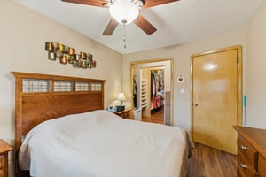 Beresford Ave-S0704-023.jpg