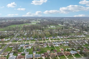 Beresford Ave-S0704-056.jpg