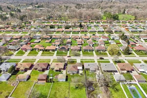 - 7311 Beresford Ave-S1304-1-012.jpg