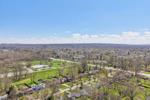 - 7311 Beresford Ave-S1304-1-015.jpg