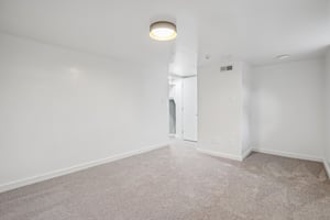 S 2980-S0605-021.jpg